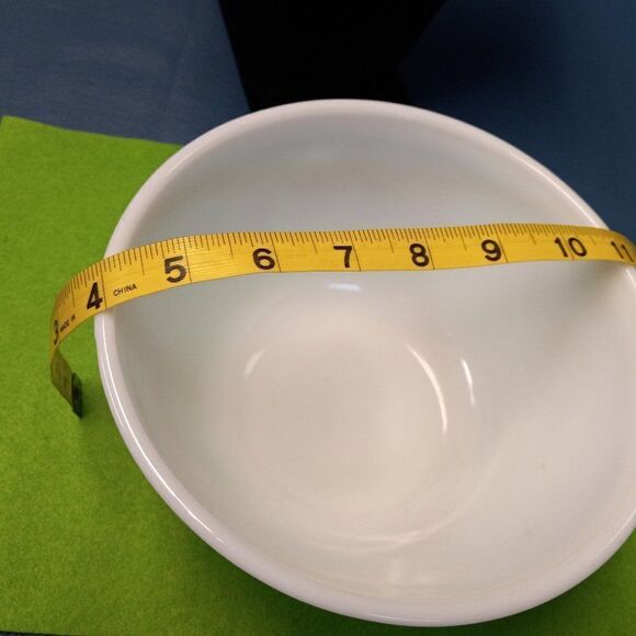 Pyrex 402 1 1/2 qt Butterfly gold mixing bowl Cottagecore Kitsch - Picture 6 of 6